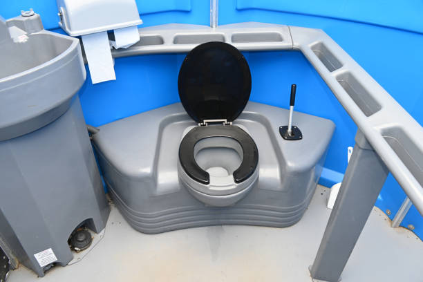 Best Standard Portable Toilet Rental in New Castle Northwest, PA